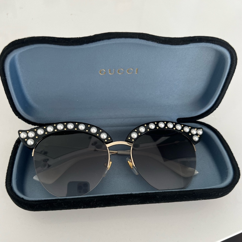 Gucci cat-eye pearl sunglasses